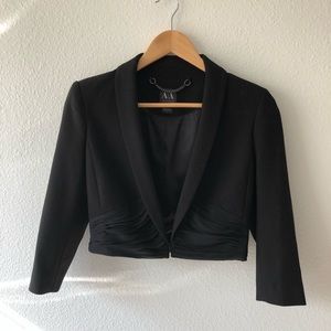 Black cropped cocktail blazer🖤